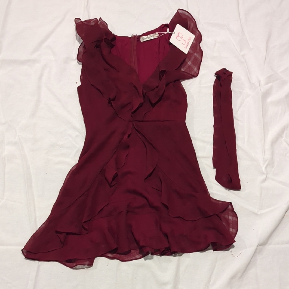Elegant Burgundy Ruffle Dress